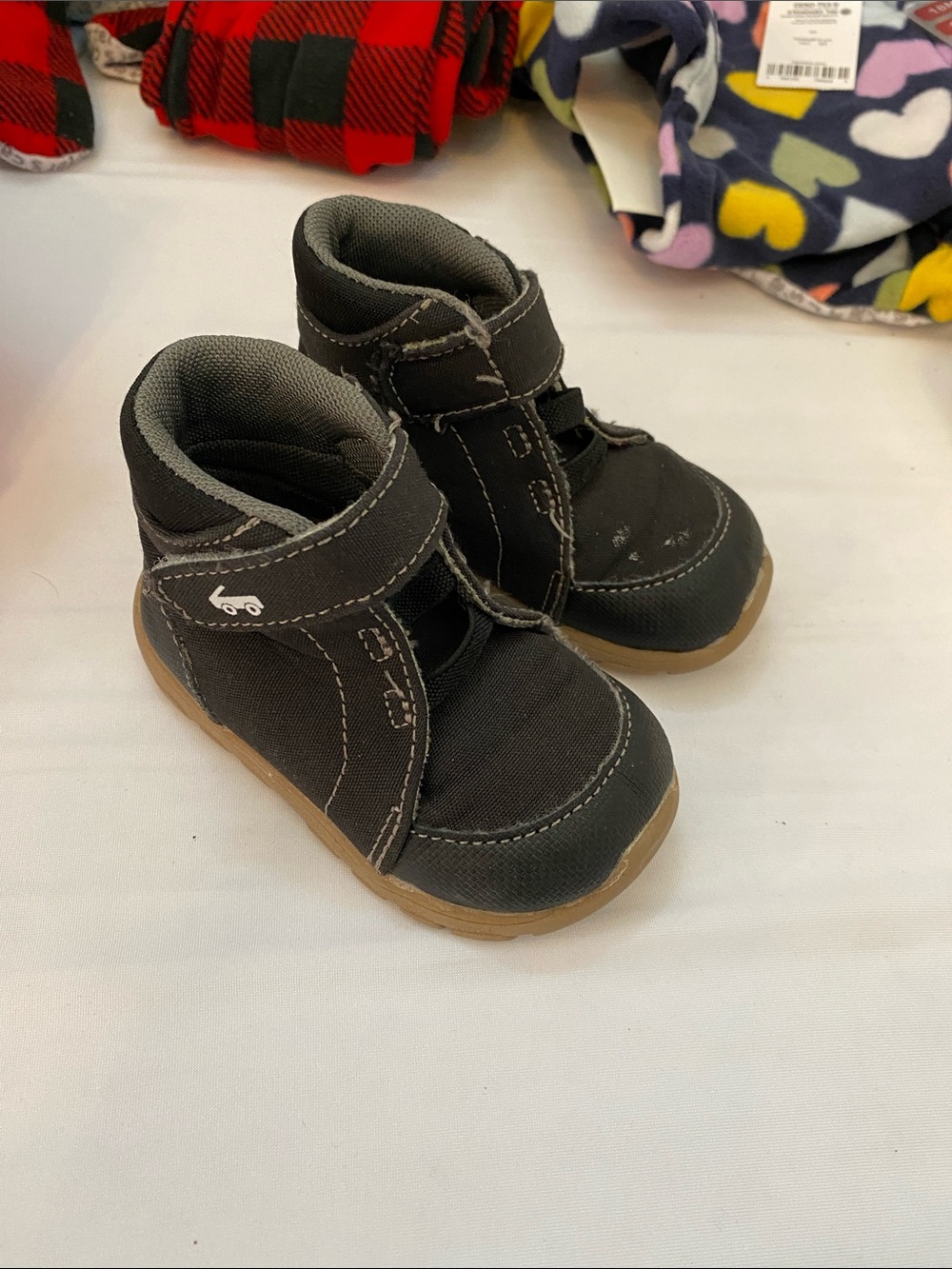 See Kai Run Black Toddler High-Top Boots with Brown Sole